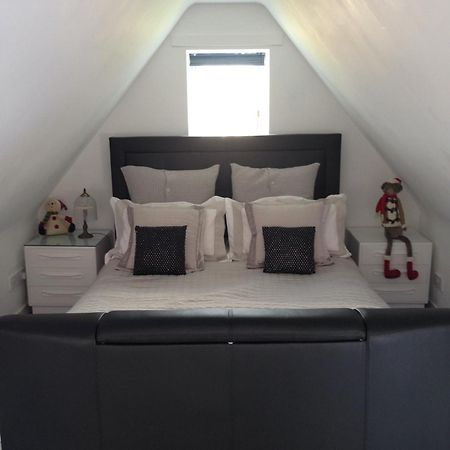 คาร์ไมเคิล เบด แอนด์ เบรกฟาสต์ Bed & Breakfast เอดินบะระ ภายนอก รูปภาพ